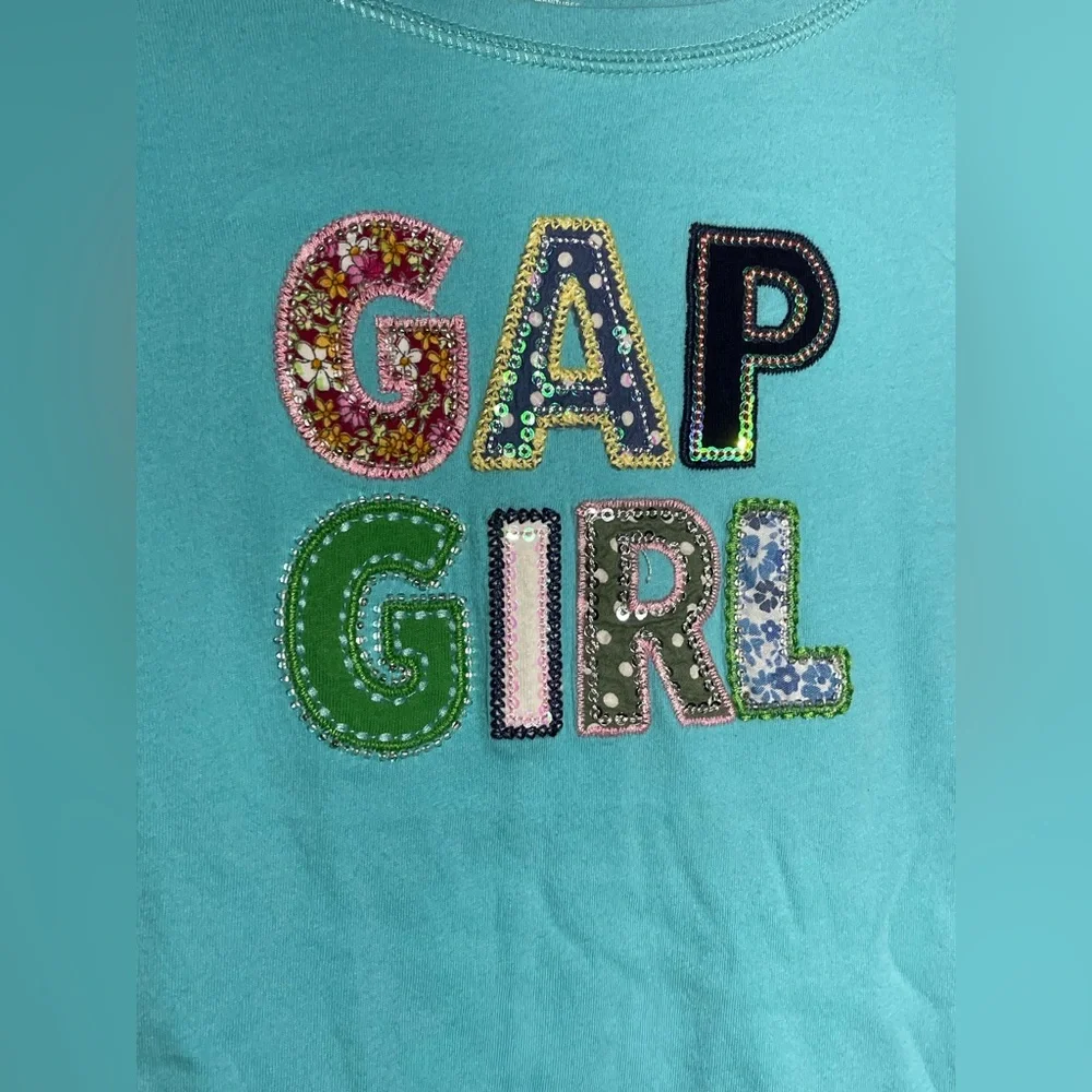 GAP vibrant teal